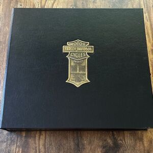 2008 Harley-Davidson Motor Co. Archive Collection HC Book w/Case Museum 1/2008